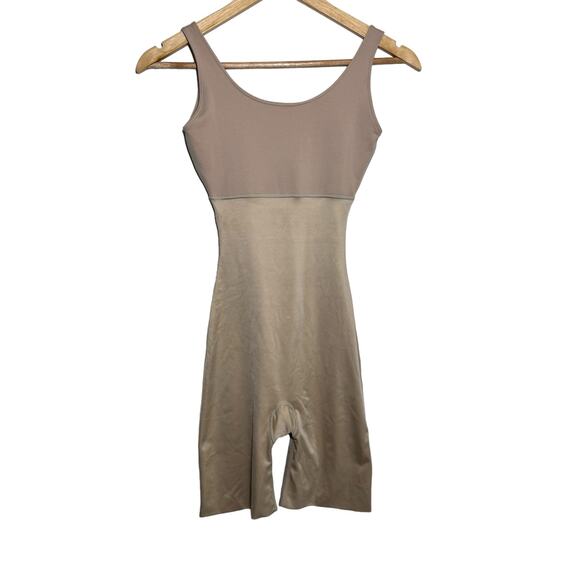 Spanx by Sara Blakely Bodysuit Tank to Mid Thigh Beige Size SMALL‎ Shapewear - Picture 1 of 8